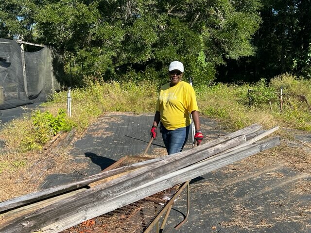Volunteers at Arc Gateway